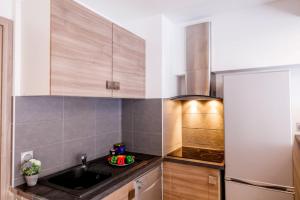 SUEDE 2 AP4208 By Riviera Holiday Homes
