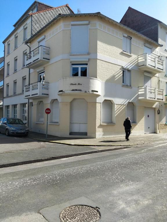 Appartement Suit'home 177 Rue de Paris , appt 12 80120 Fort-Mahon-Plage