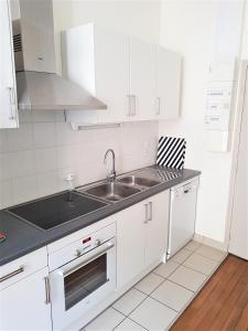 Appartement Suite Cours Langlet - 1 B 5 Rue du Petit Four 51100 Reims Champagne-Ardenne