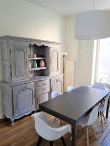 Suite Cours Langlet - Vue sur la place Lobet - 1C