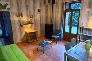 Suite dans le jardin du Château