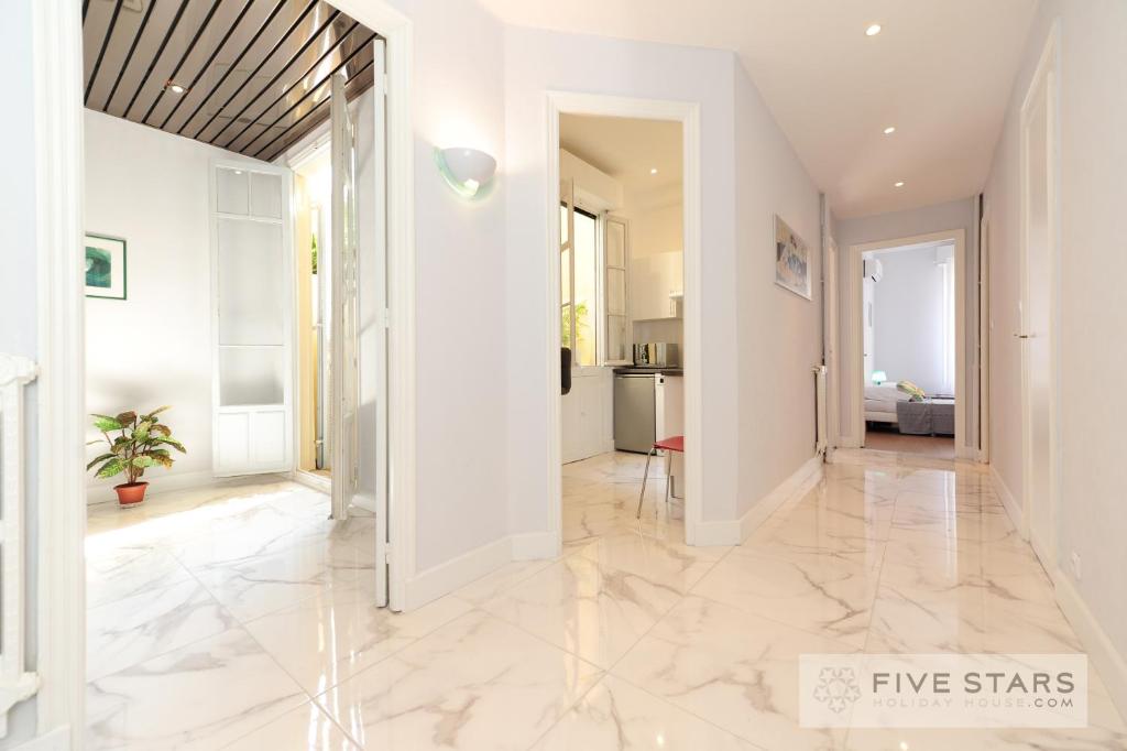 Appartement Suite Gioia five stars holiday house 53 Rue de la Buffa 06000 Nice