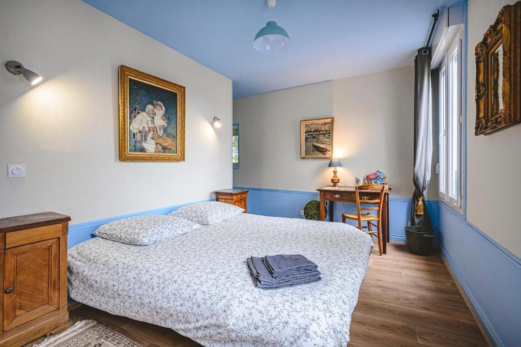 Appartement Suite Hereditas 5 - Chambre privée - Reims centre 12 Rue de Saint-Brice 51100 Reims