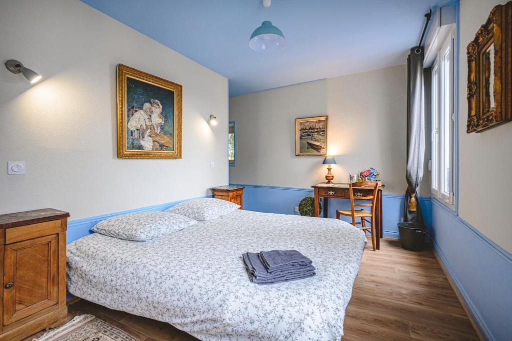 Suite Hereditas 5 - Chambre privée - Reims centre 12 Rue de Saint-Brice, 51100 Reims