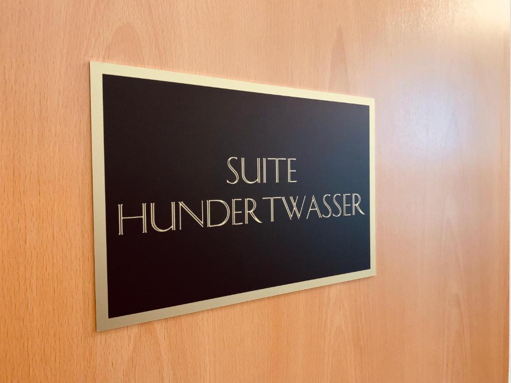 Suite Hundertwasser 12 Stauffenbergallee, 99086 Erfurt