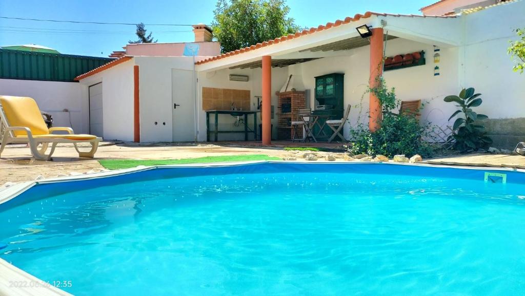 Suite in a rustic house with swimming pool 41 Rua Camilo Castelo Branco, 2970-301 Sesimbra