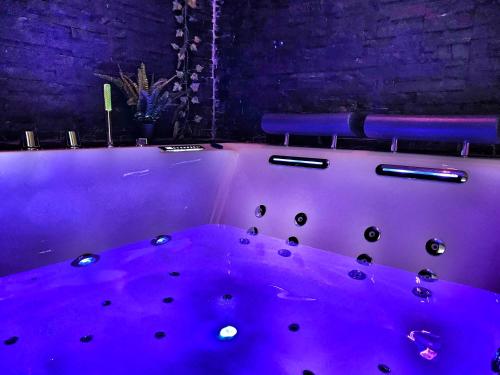 Suite Jacuzzi Privatif Plage Des Catalans