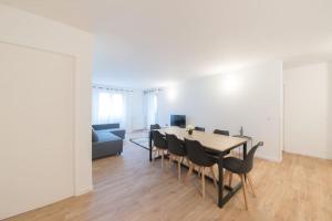 Suite Moderne Familiale 8 Pers - Disney 10m - 2 SDB