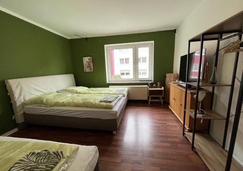Suiteable Living - #10 Max der Mächtige