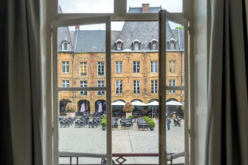 Suites Mana - Suite Bleu Pacifique - Place Ducale avec Parking privé inclus