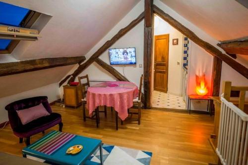 Suites Rive Gauche - FONTAINEBLEAU ÉGLISE - Chez Amandine