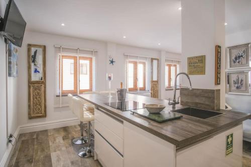 Summer Breeze Apartment, in the Historic Centre of Lagos