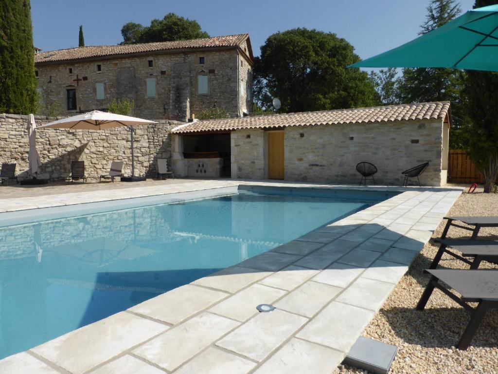 Sumptuous House With Patio