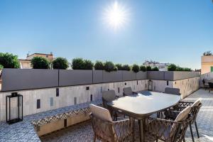 Sumptuous renovated Penthouse - Behind Croisette