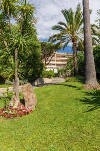 Sun Paradis Cannes luxueux 4 pièces 130m2 vue mer panoramique refait à neuf