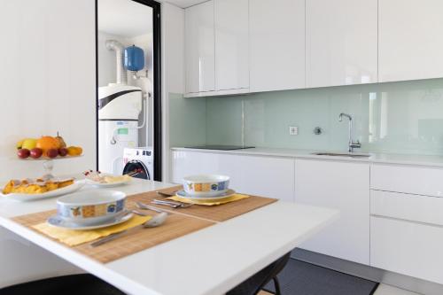 Sun&Sea Luxury Apartment by MP