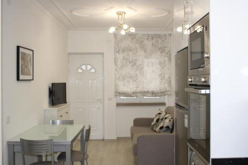 Sun & Wave Apartment II
