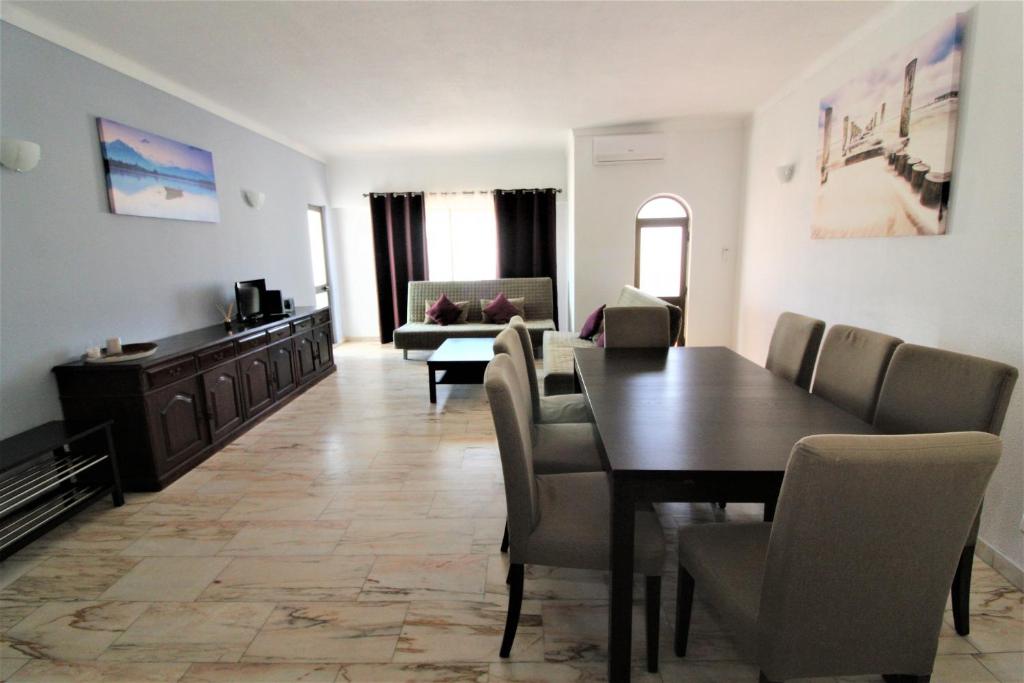 Sunday Apartment rua Gil Vicente, 19, ap.15, 8200-157 Albufeira