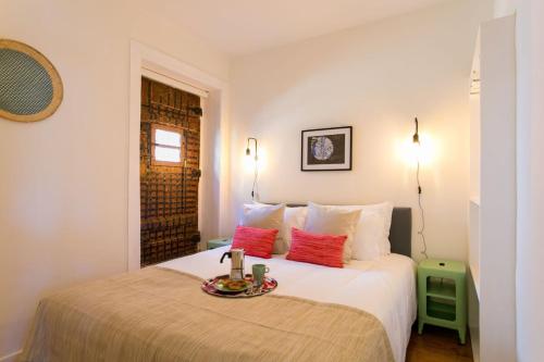 Sunlit photographers 1Bedroom Apartment in Alcântara