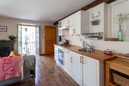 Sunny 1-Bed apartment in lovely mountain village