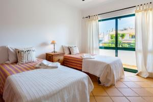 Sunny 2BDR House W/ Private Pool by LovelyStay
