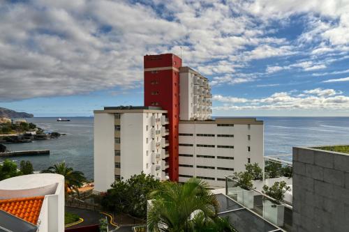 Sunny, a Home in Madeira