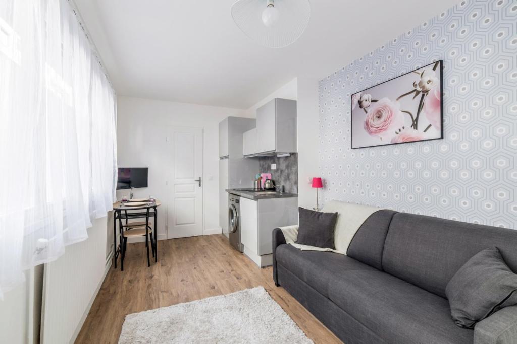 Appartement Sunny and cosy studio close to Part-Dieu district in Lyon - Welkeys 60 rue Louis Blanc 69006 Lyon