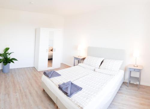 Sunny Apartment II c