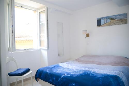 Sunny apartment in heart of Nice Old Town