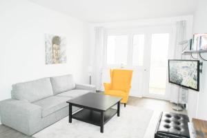 Sunny Apartment