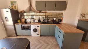 Sunny Apartment with Nice View in History City Center