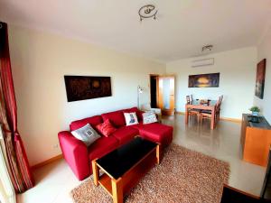 Sunny Apartment with sea view in Albufeira
