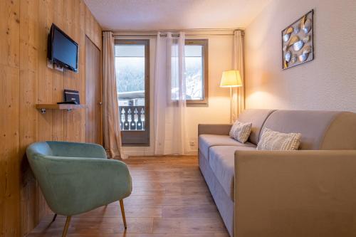 Sunny appartement centre ville vue Mont Blanc balcon 3 personnes