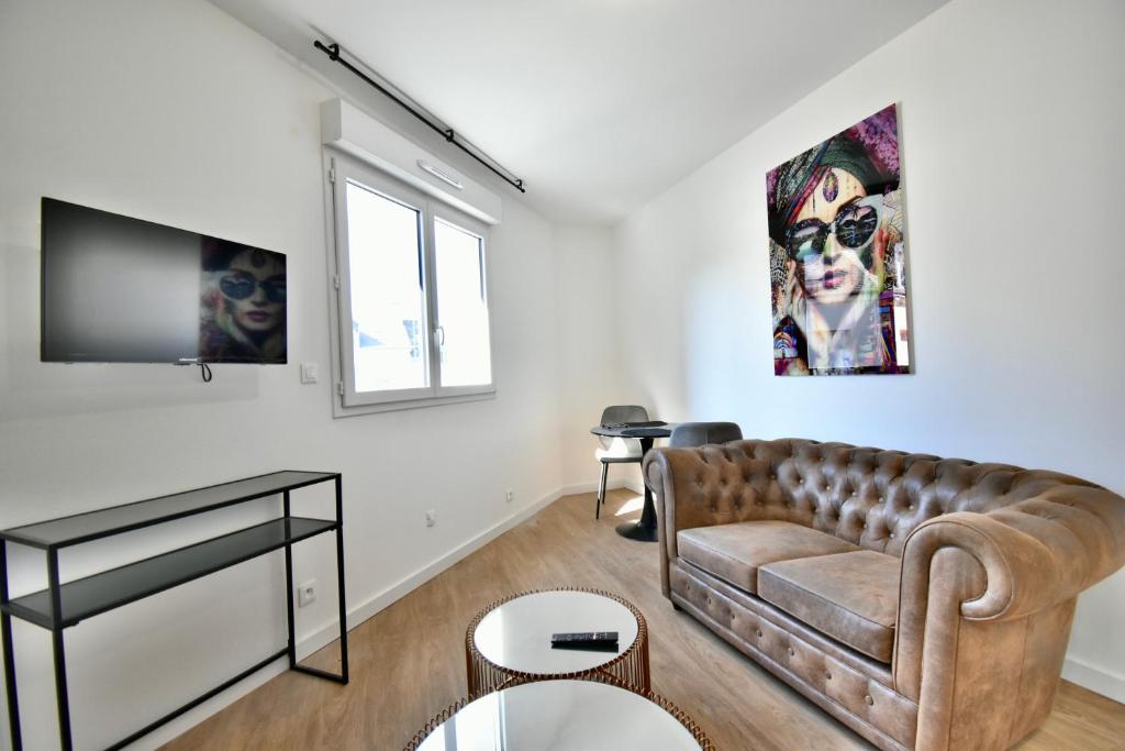 Appartement ✺ Sunny Breizh ✺ N°2 Etage 1 - Appartement 2 15 Place de la Mairie 56580 Rohan
