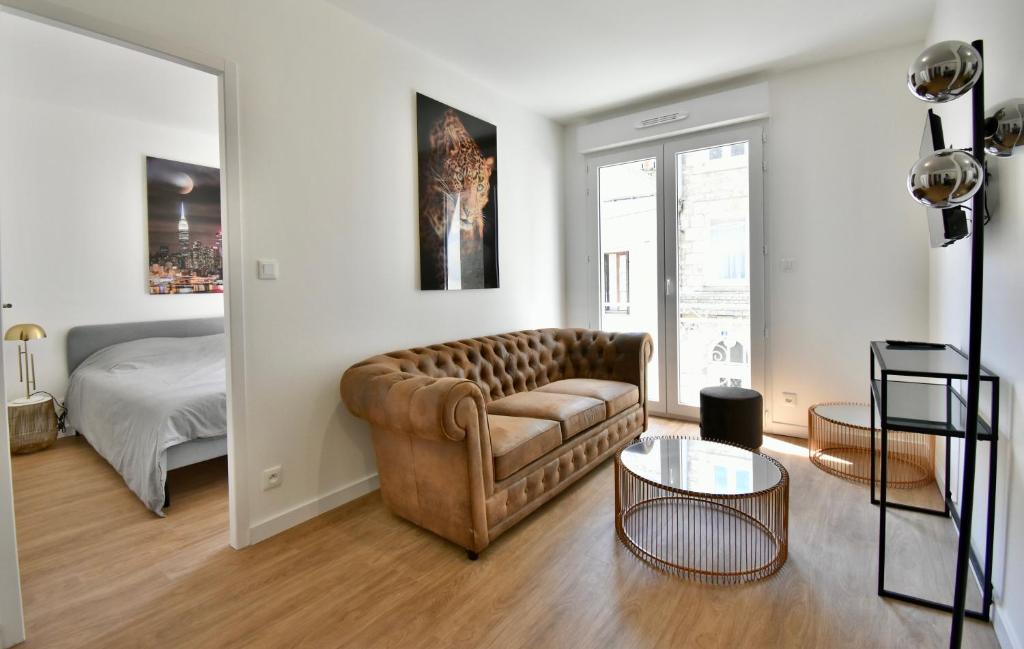 Appartement ✺ Sunny Breizh ✺ N°4 15 Place de la Mairie 56580 Rohan