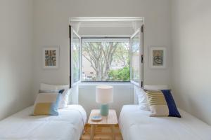 Sunny, Bright and Quiet Apartment, By TimeCooler
