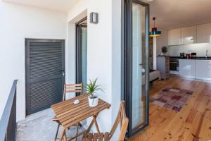 Sunny Home