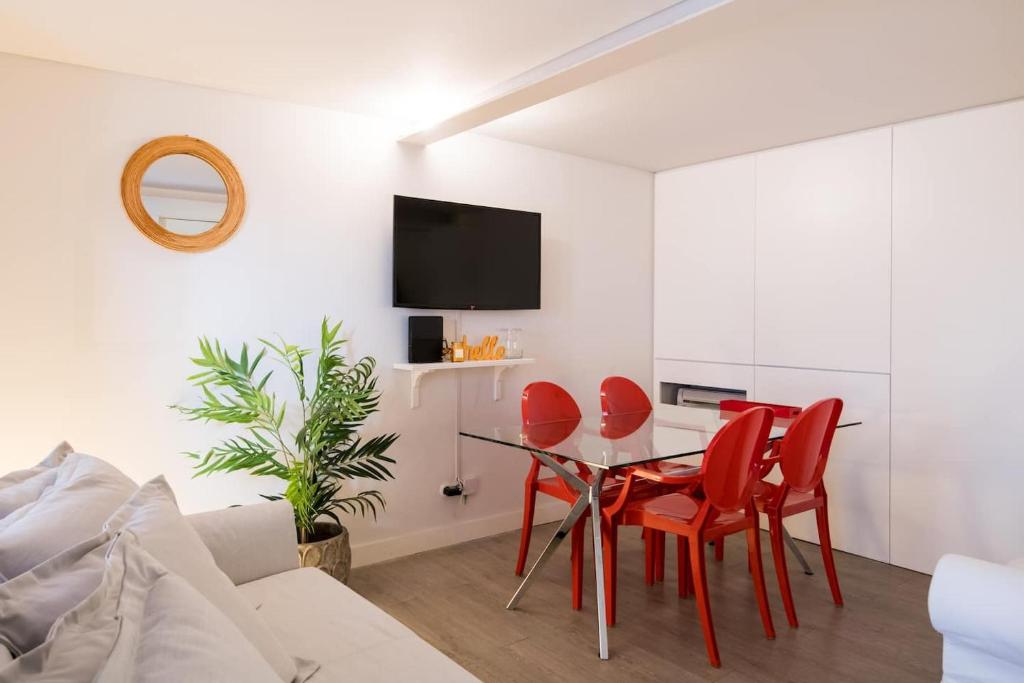 Appartement Sunny & Lovely Apartment W/ Patio by LovelyStay 202 Rua de Sant'Ana à Lapa Rés de Chão 1350-290 Lisbonne