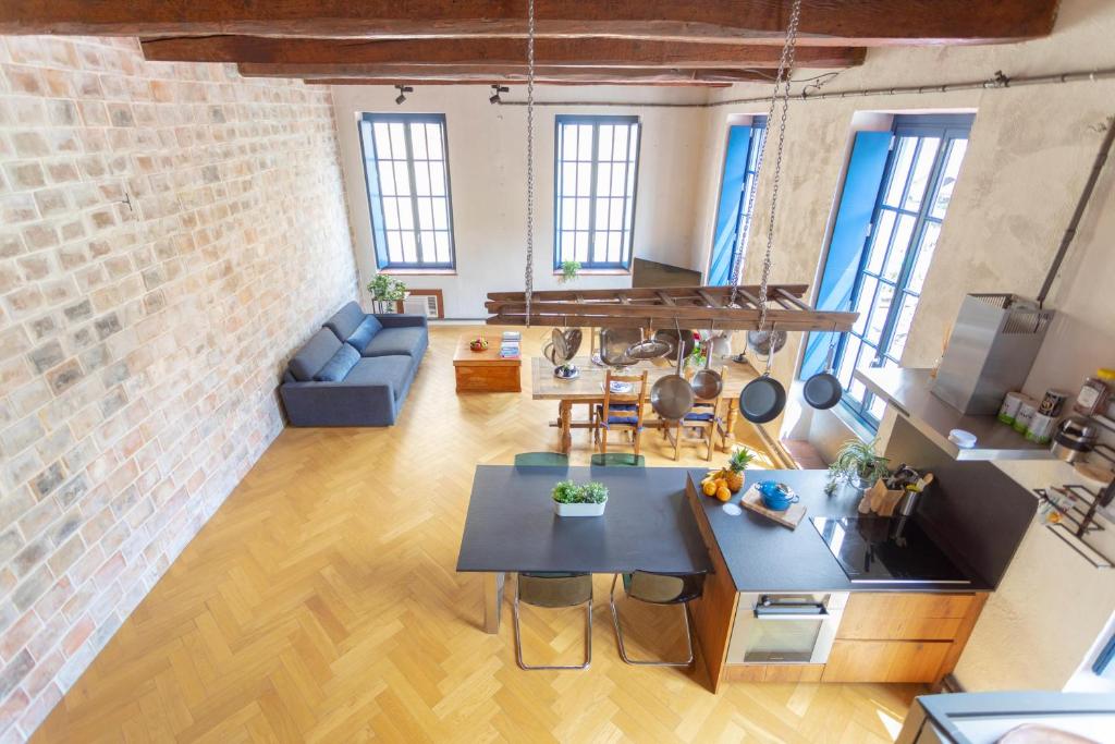 Appartement Sunny Stylish Spacious Loft in Old-Port 30 Cours Honoré d'Estienne d'Orves 13001 Marseille