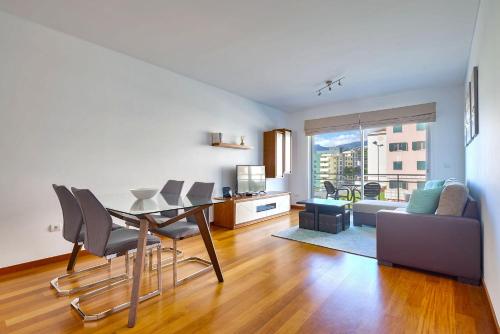 Sunset Apartment by HR Madeira