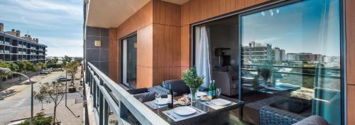 Sunset Home Olhão- Modern 3 bed Luxury Apartment with rooftop pool