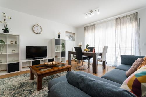 Sunshine apartment by Ammonite&Cо