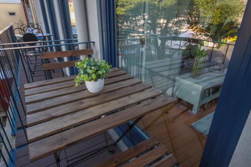 Sunshine Apartment