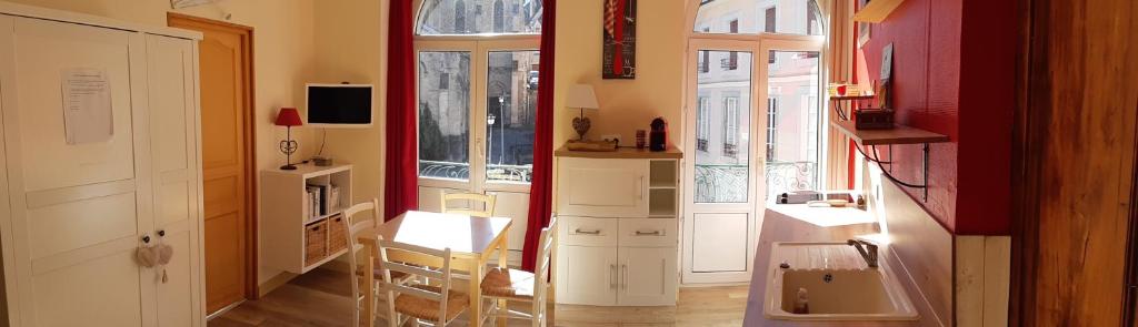 Super appartement dans le centre de Montmorency 95160 Montmorency