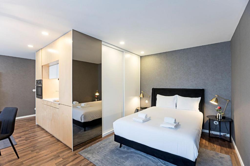 Super Central Flat w/ AC by LovelyStay 44 Rua de Ceuta 3º Esquerdo, 4050-189 Porto