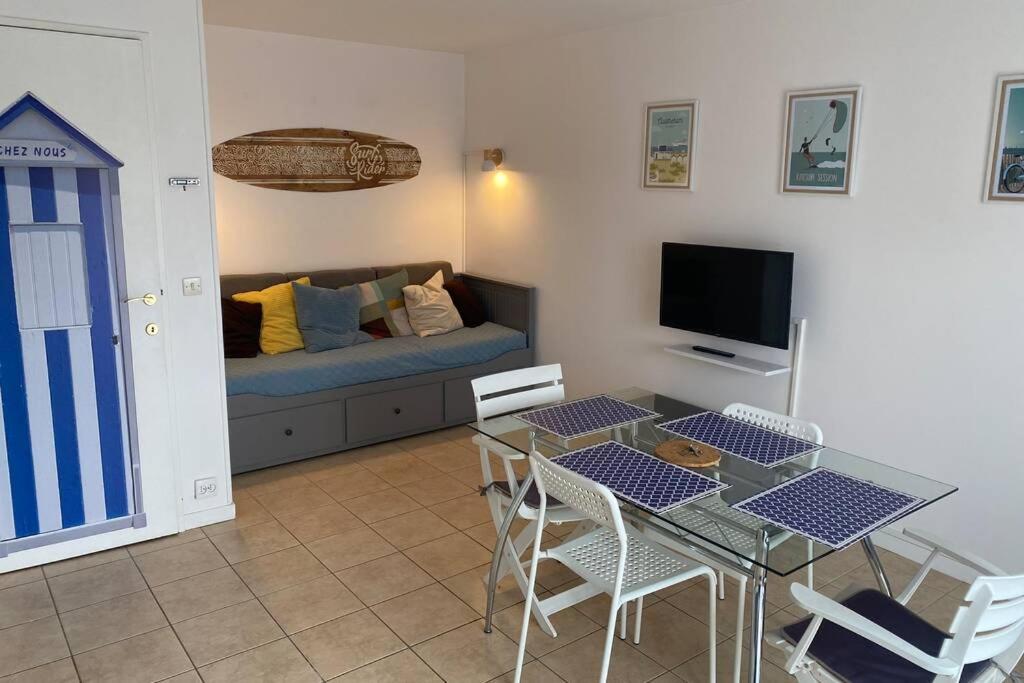 Appartement Super duplex bord de mer, histoire nature sport. Avenue du la Cote Fleurie 14810 Merville-Franceville-Plage