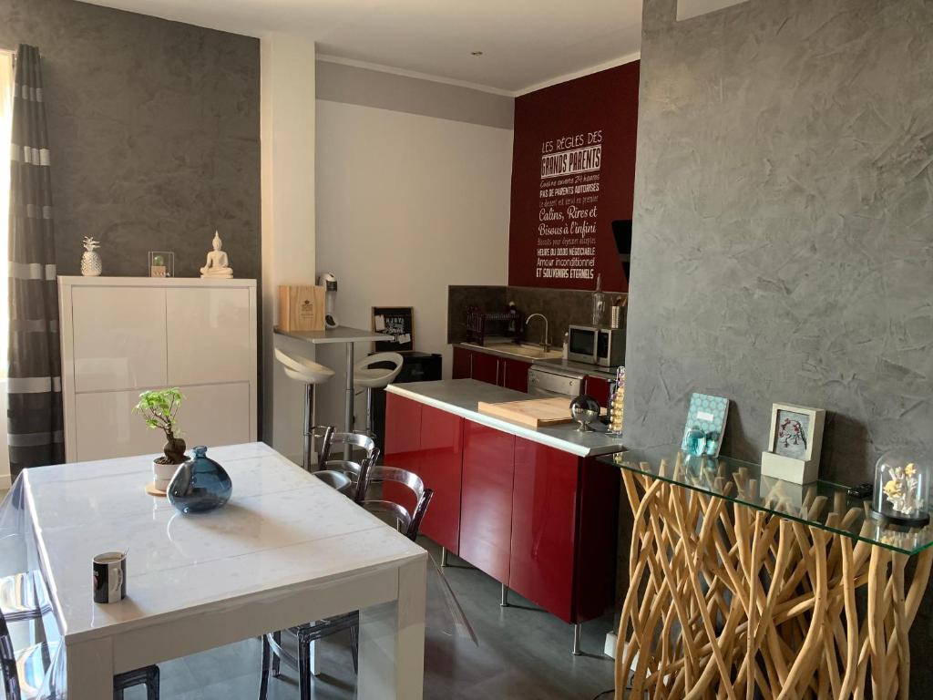 Super Lage, neu renovierte, gemütliche Unterkunft 23568 Lübeck