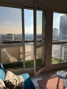 Super Seine view 4-room appt