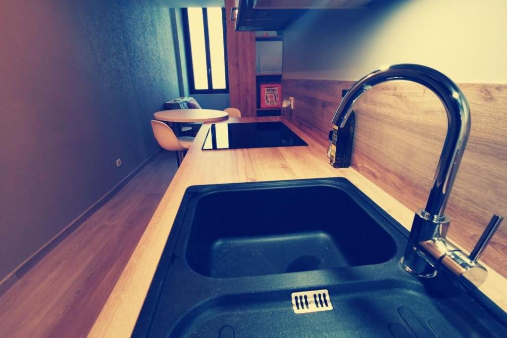 Super studio idéalement situé en vieille ville 3 Rue de l'Île, 74000 Annecy