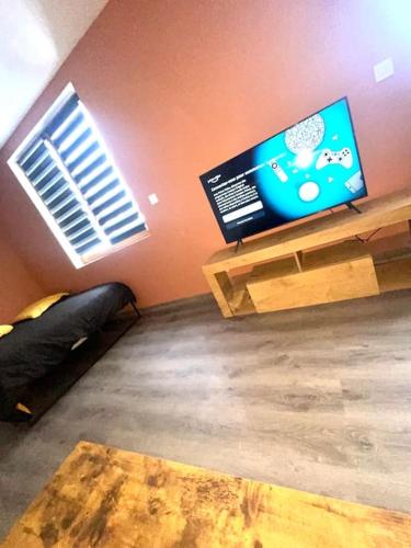 Super studio tout refait à neuf au calme